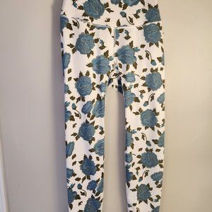 Soybu Paramount 7/8 legging rose pattern, Size small
